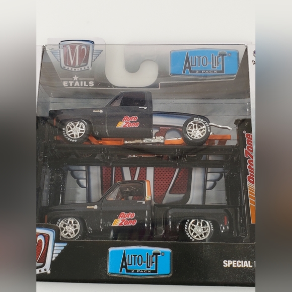 Autozone Collectible Chevrolet truck - Picture 1 of 4